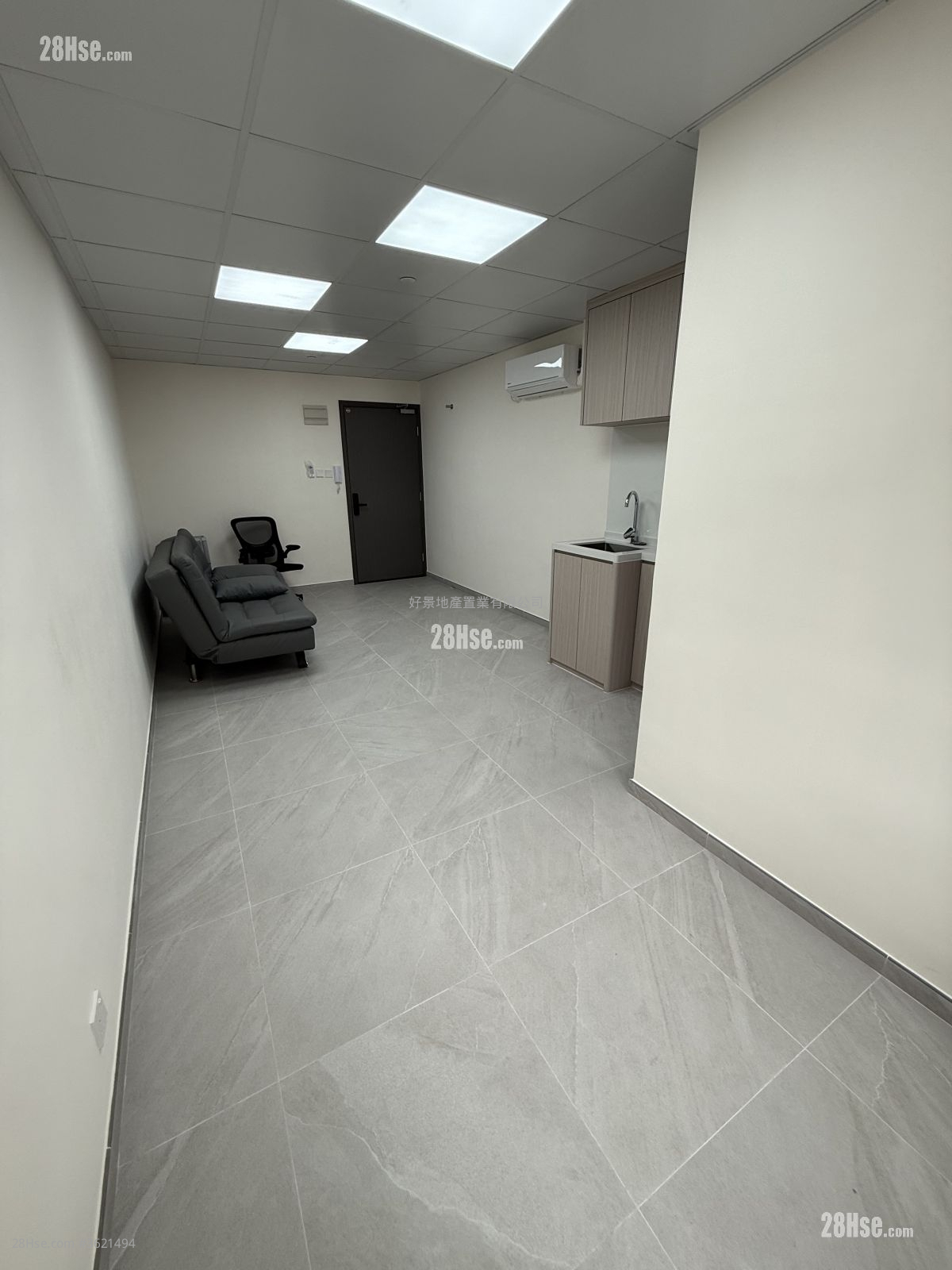 宝业大厦 租盘 210 平方尺 ( 19.5 平方米 ) 宝业大厦 租盘 210 平方尺 ( 19.5 平方米 )