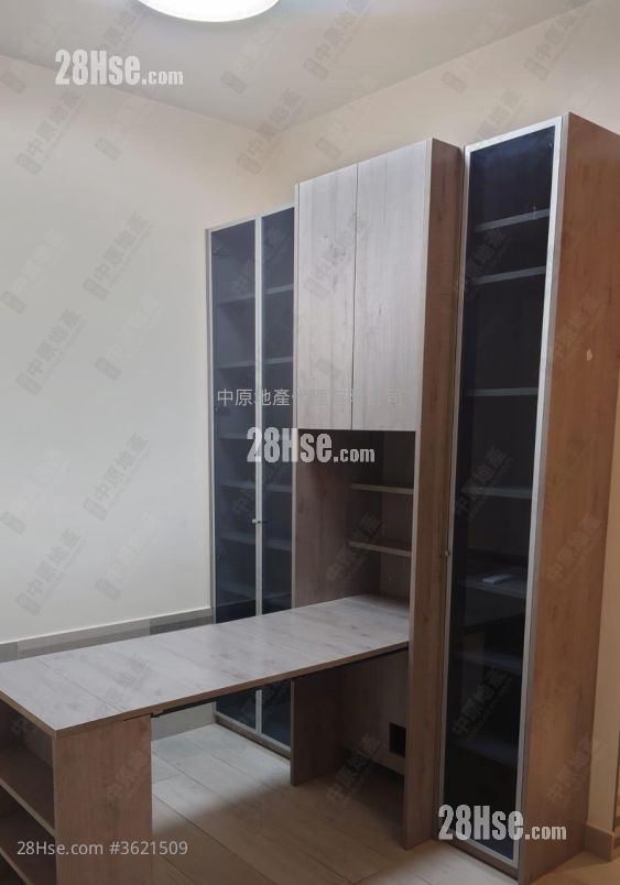 云海 租盘 3 房 731 平方尺 ( 67.9 平方米 ) 云海 租盘 3 房 731 平方尺 ( 67.9 平方米 )