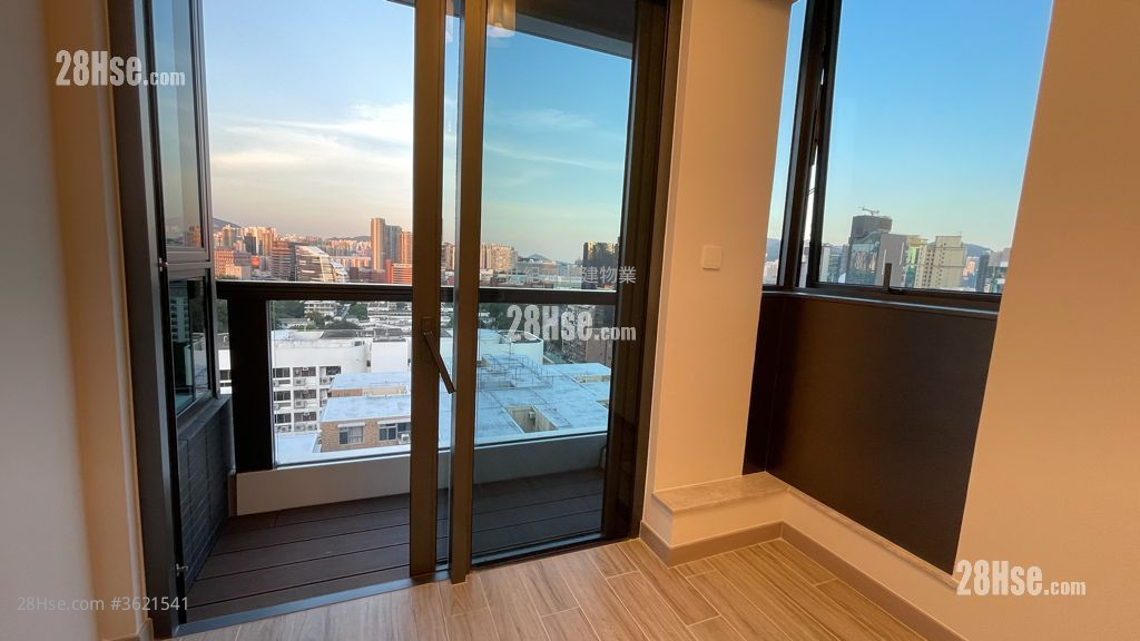 本木 租盘 1 房 , 1 浴室 350 平方尺 ( 32.5 平方米 ) 本木 租盘 1 房 , 1 浴室 350 平方尺 ( 32.5 平方米 )