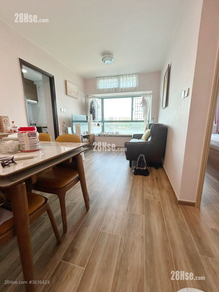 Sea Crest Villa Sell 2 Bedrooms , 1 Bathroom 460 ft² ( 42.7 m² ) Sea Crest Villa Sell 2 Bedrooms , 1 Bathroom 460 ft² ( 42.7 m² )