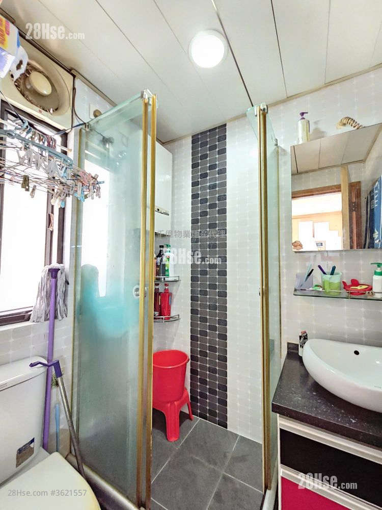 Chi Fai Court Sell 1 Bedroom 234 ft² ( 21.7 m² ) Chi Fai Court Sell 1 Bedroom 234 ft² ( 21.7 m² )