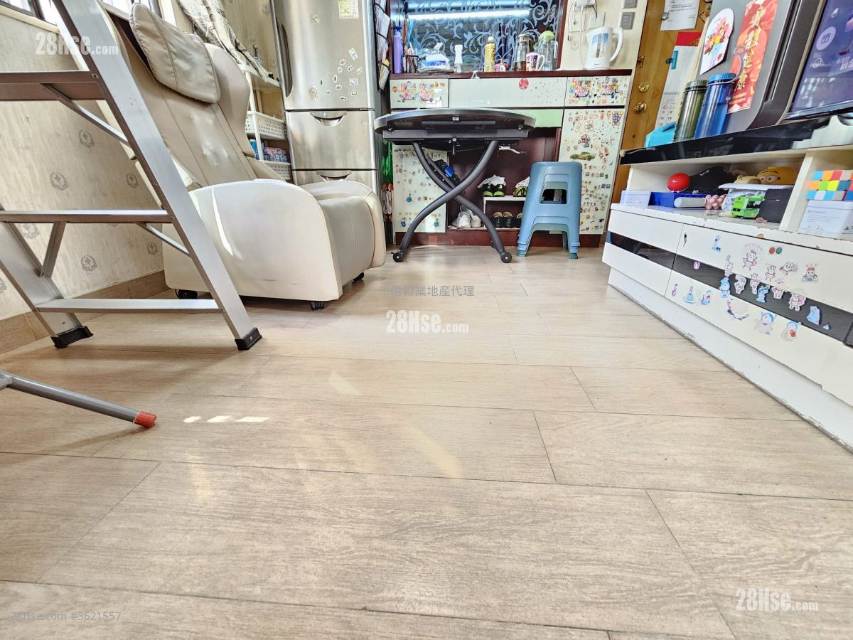 Chi Fai Court Sell 1 Bedroom 234 ft² ( 21.7 m² ) Chi Fai Court Sell 1 Bedroom 234 ft² ( 21.7 m² )