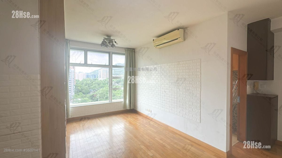 The Hillgrove Sell 3 Bedrooms , 2 Bathrooms 748 ft² ( 69.5 m² )