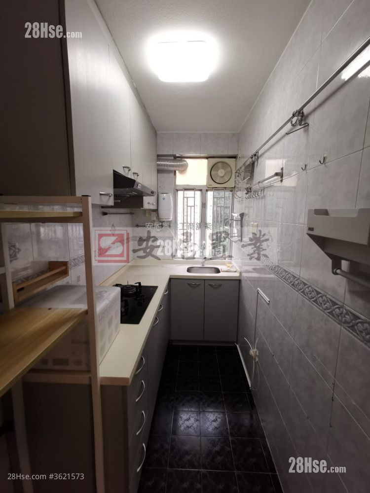 乐翠台 租盘 592 平方尺 ( 55.0 平方米 ) 乐翠台 租盘 592 平方尺 ( 55.0 平方米 )