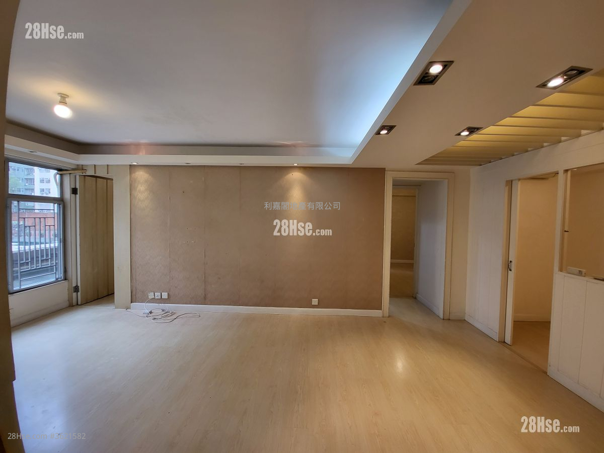 美孚新邨 售盘 3 房 , 2 浴室 719 平方尺 ( 66.8 平方米 ) 美孚新邨 售盘 3 房 , 2 浴室 719 平方尺 ( 66.8 平方米 )