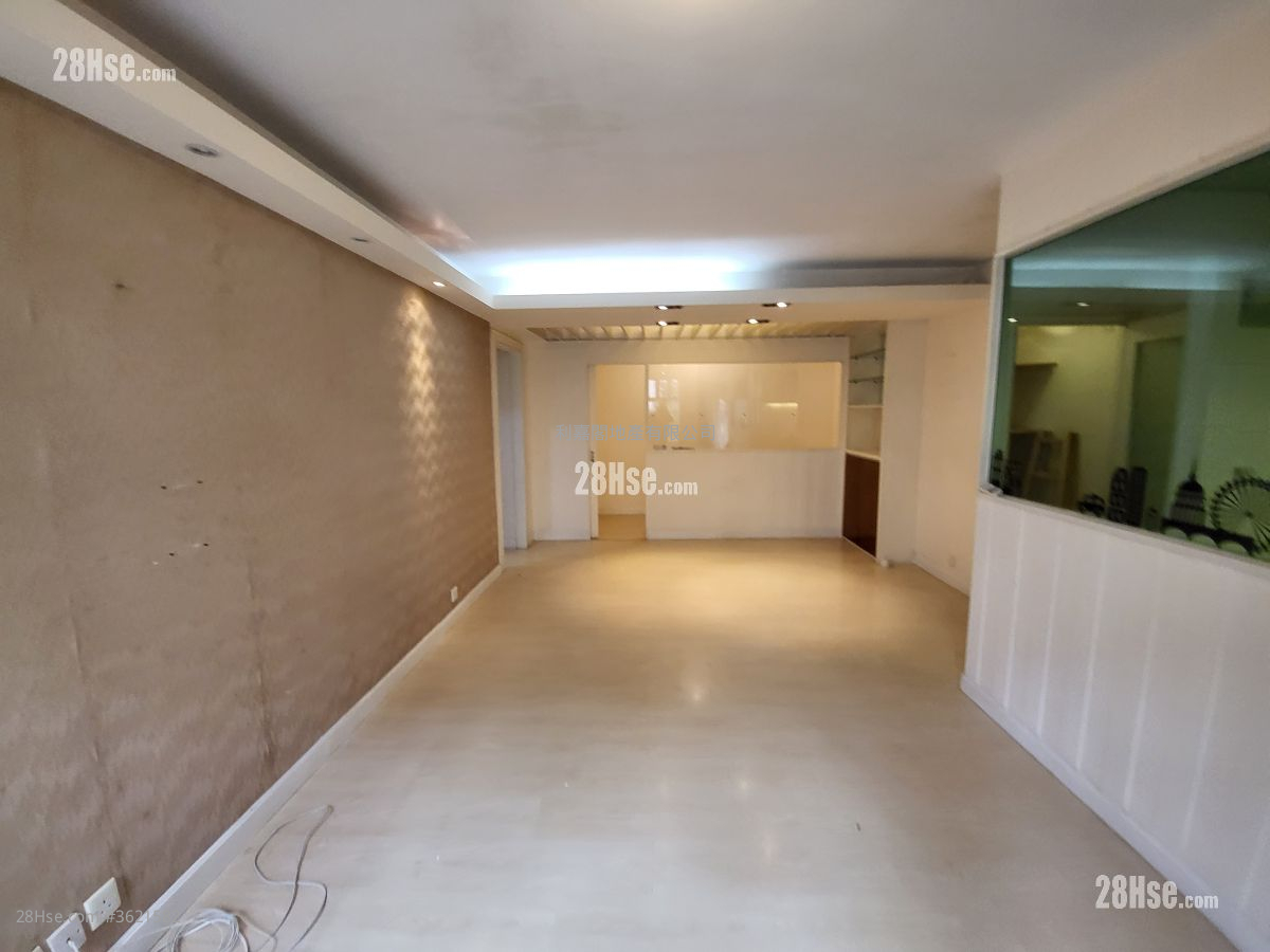 美孚新邨 售盘 3 房 , 2 浴室 719 平方尺 ( 66.8 平方米 ) 美孚新邨 售盘 3 房 , 2 浴室 719 平方尺 ( 66.8 平方米 )