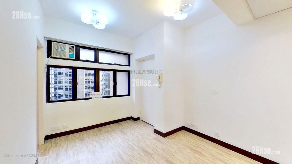 living room: Kency Tower Rental 2 Bedrooms , 1 Bathroom 386 ft² ( 35.9 m² ) living room: Kency Tower Rental 2 Bedrooms , 1 Bathroom 386 ft² ( 35.9 m² )