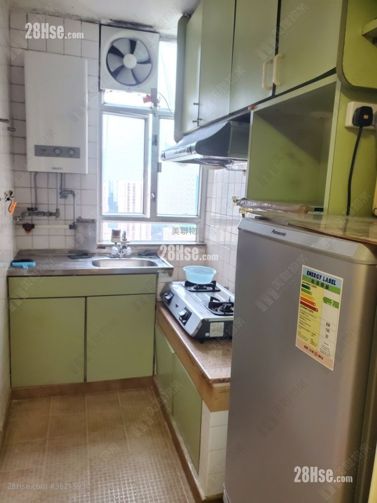 龙蟠苑 售盘 2 房 426 平方尺 ( 39.6 平方米 ) 龙蟠苑 售盘 2 房 426 平方尺 ( 39.6 平方米 )