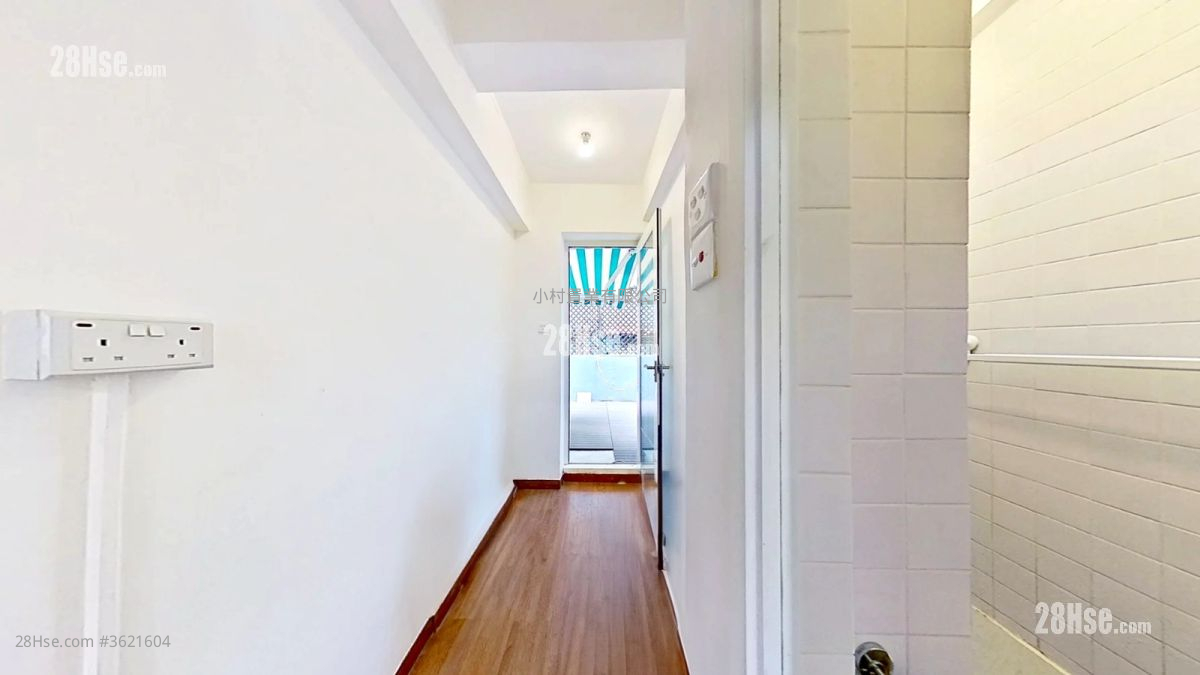 厅: 两仪坊1-3号 租盘 开放式间隔 , 1 浴室 260 平方尺 ( 24.2 平方米 ) 厅: 两仪坊1-3号 租盘 开放式间隔 , 1 浴室 260 平方尺 ( 24.2 平方米 )