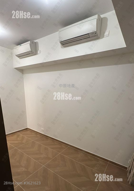 荟荞 租盘 401 平方尺 ( 37.3 平方米 ) 荟荞 租盘 401 平方尺 ( 37.3 平方米 )