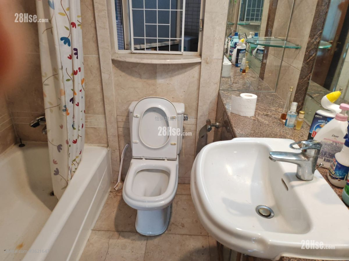 Laguna Verde Sell 4 Bedrooms , 2 Bathrooms 897 ft² ( 83.3 m² ) Laguna Verde Sell 4 Bedrooms , 2 Bathrooms 897 ft² ( 83.3 m² )