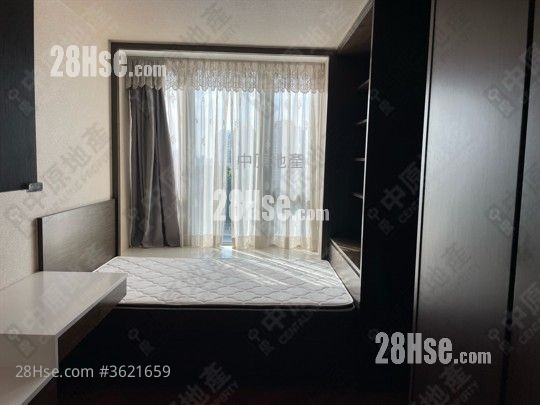 Ultima Rental 4 Bedrooms , 3 Bathrooms 1,646 ft² ( 152.9 m² ) Ultima Rental 4 Bedrooms , 3 Bathrooms 1,646 ft² ( 152.9 m² )