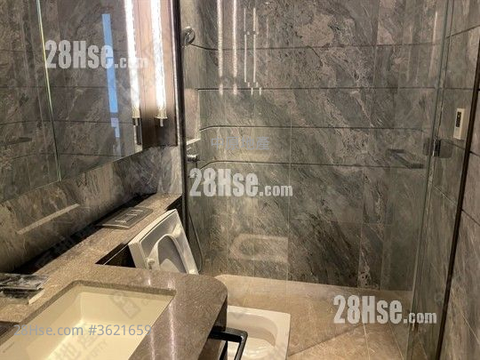 Ultima Rental 4 Bedrooms , 3 Bathrooms 1,646 ft² ( 152.9 m² ) Ultima Rental 4 Bedrooms , 3 Bathrooms 1,646 ft² ( 152.9 m² )