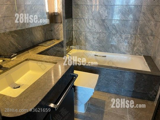 Ultima Rental 4 Bedrooms , 3 Bathrooms 1,646 ft² ( 152.9 m² ) Ultima Rental 4 Bedrooms , 3 Bathrooms 1,646 ft² ( 152.9 m² )