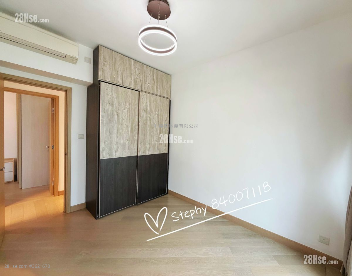 The Wings Rental 3 Bedrooms , 2 Bathrooms 672 ft² ( 62.4 m² ) The Wings Rental 3 Bedrooms , 2 Bathrooms 672 ft² ( 62.4 m² )