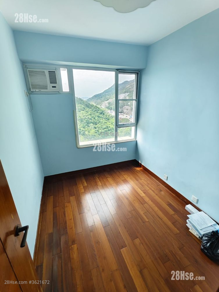 Hong Kong Garden Rental 3 Bedrooms , 2 Bathrooms 792 ft² ( 73.6 m² ) Hong Kong Garden Rental 3 Bedrooms , 2 Bathrooms 792 ft² ( 73.6 m² )