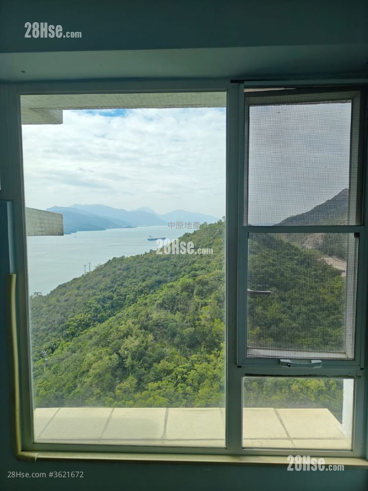 Hong Kong Garden Rental 3 Bedrooms , 2 Bathrooms 792 ft² ( 73.6 m² ) Hong Kong Garden Rental 3 Bedrooms , 2 Bathrooms 792 ft² ( 73.6 m² )