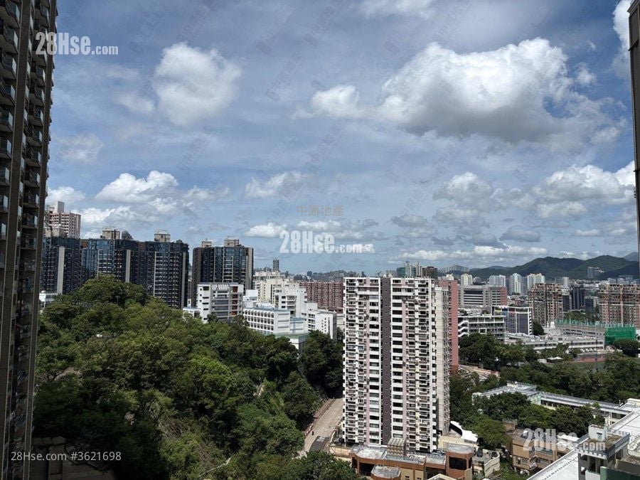 Celestial Heights Rental 4 Bedrooms , 3 Bathrooms 1,579 ft² ( 146.7 m² )