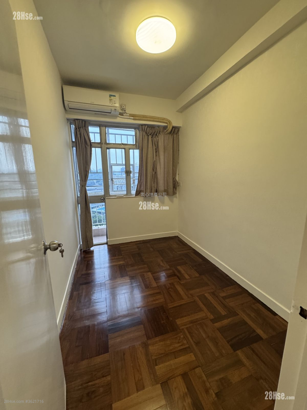 华苑大厦 售盘 2 房 , 1 浴室 410 平方尺 ( 38.1 平方米 ) 华苑大厦 售盘 2 房 , 1 浴室 410 平方尺 ( 38.1 平方米 )