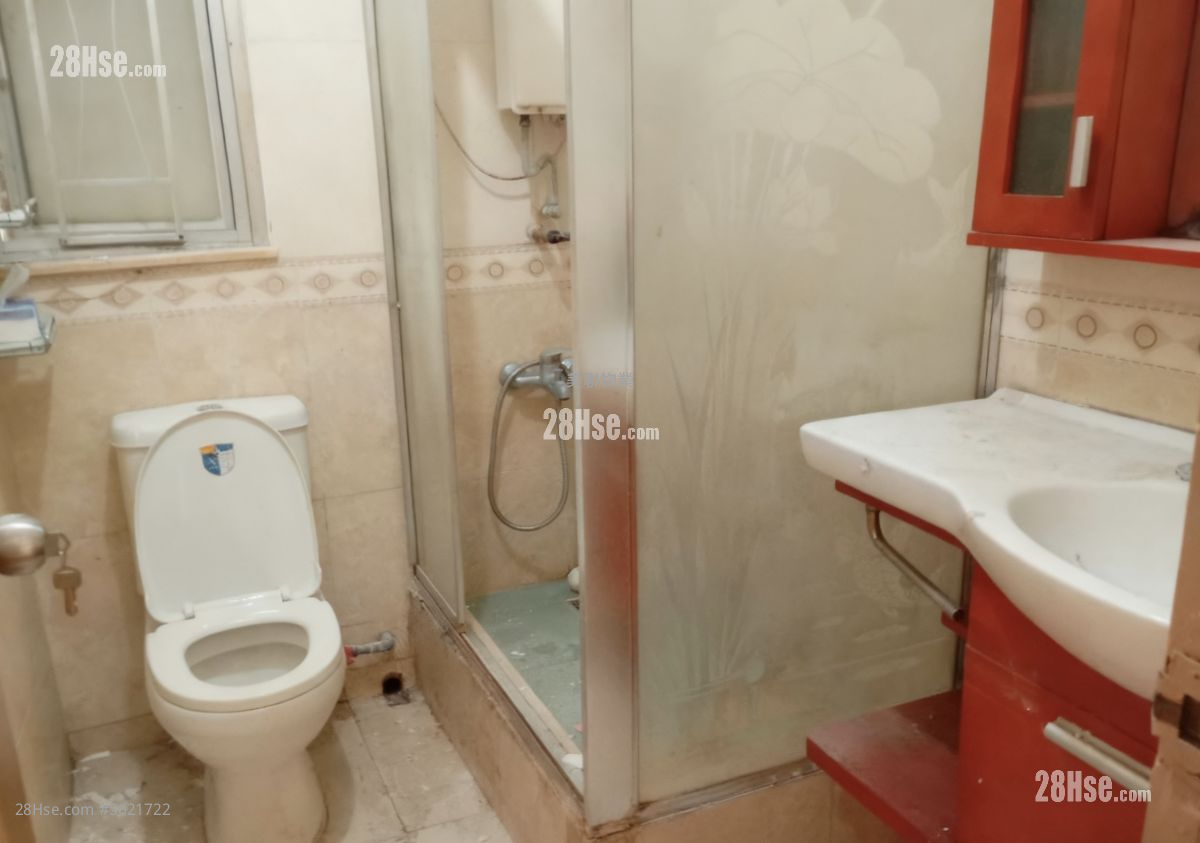 怡乐花园 售盘 3 房 511 平方尺 ( 47.5 平方米 ) 怡乐花园 售盘 3 房 511 平方尺 ( 47.5 平方米 )