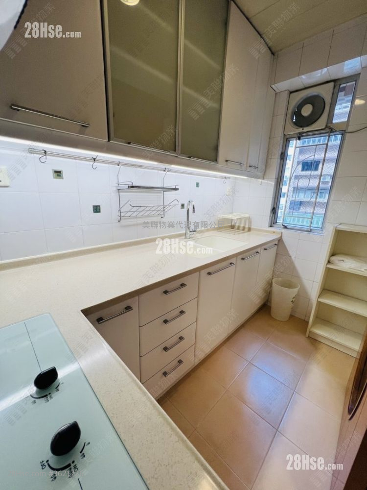 麒麟阁 售盘 3 房 , 2 浴室 806 平方尺 ( 74.9 平方米 ) 麒麟阁 售盘 3 房 , 2 浴室 806 平方尺 ( 74.9 平方米 )