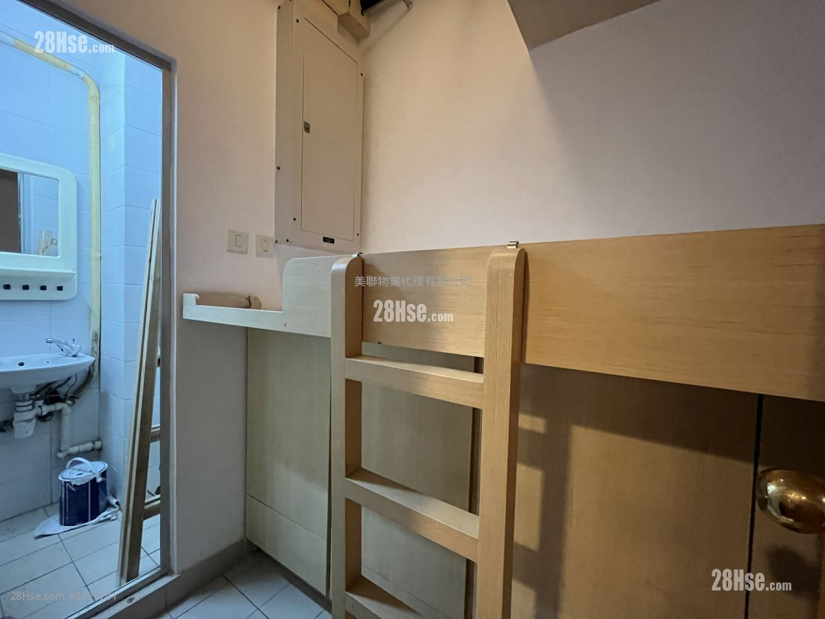 何文田山道1号 售盘 4 房 , 2 浴室 1,298 平方尺 ( 120.6 平方米 ) 何文田山道1号 售盘 4 房 , 2 浴室 1,298 平方尺 ( 120.6 平方米 )