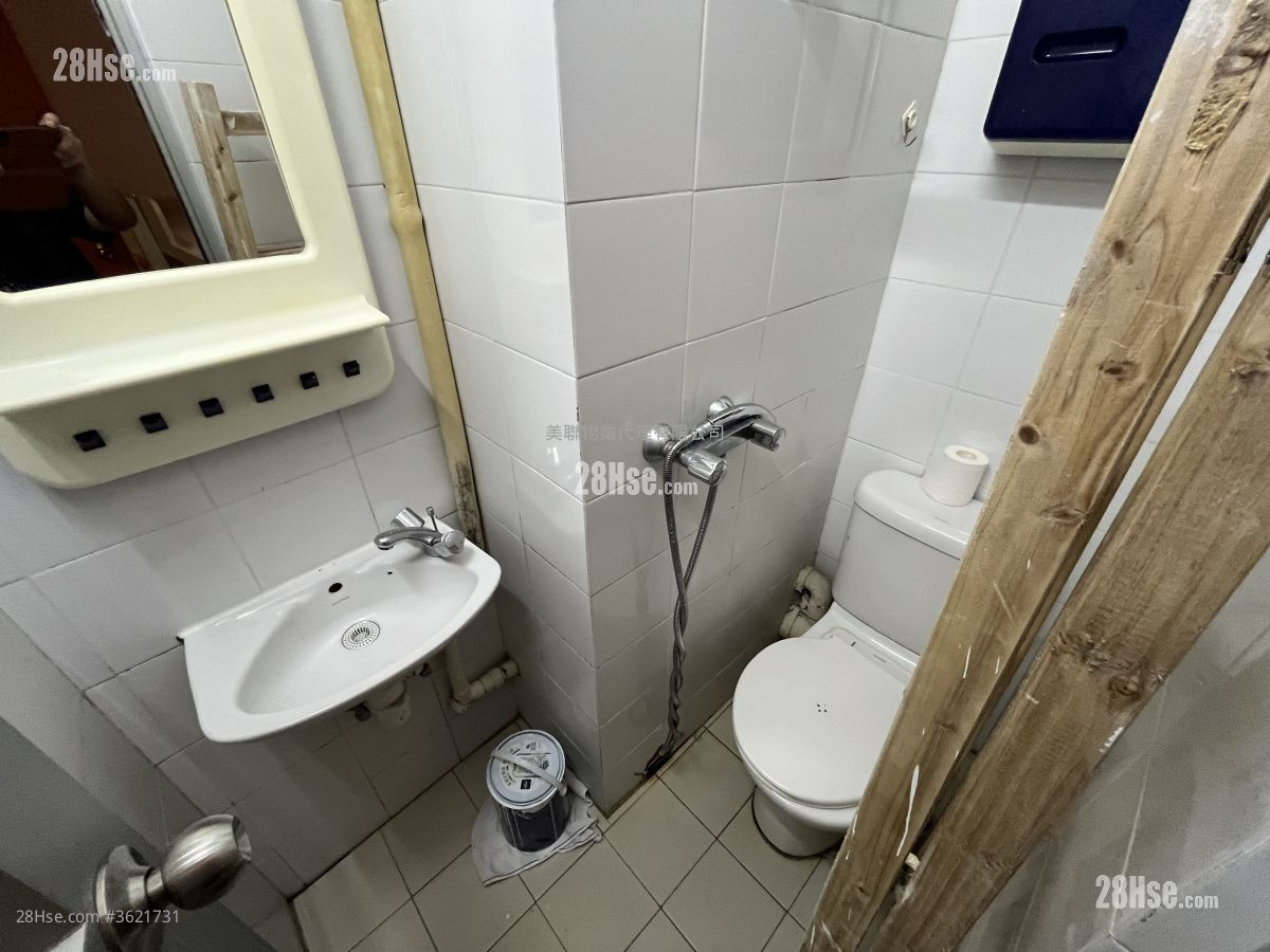 何文田山道1号 售盘 4 房 , 2 浴室 1,298 平方尺 ( 120.6 平方米 ) 何文田山道1号 售盘 4 房 , 2 浴室 1,298 平方尺 ( 120.6 平方米 )