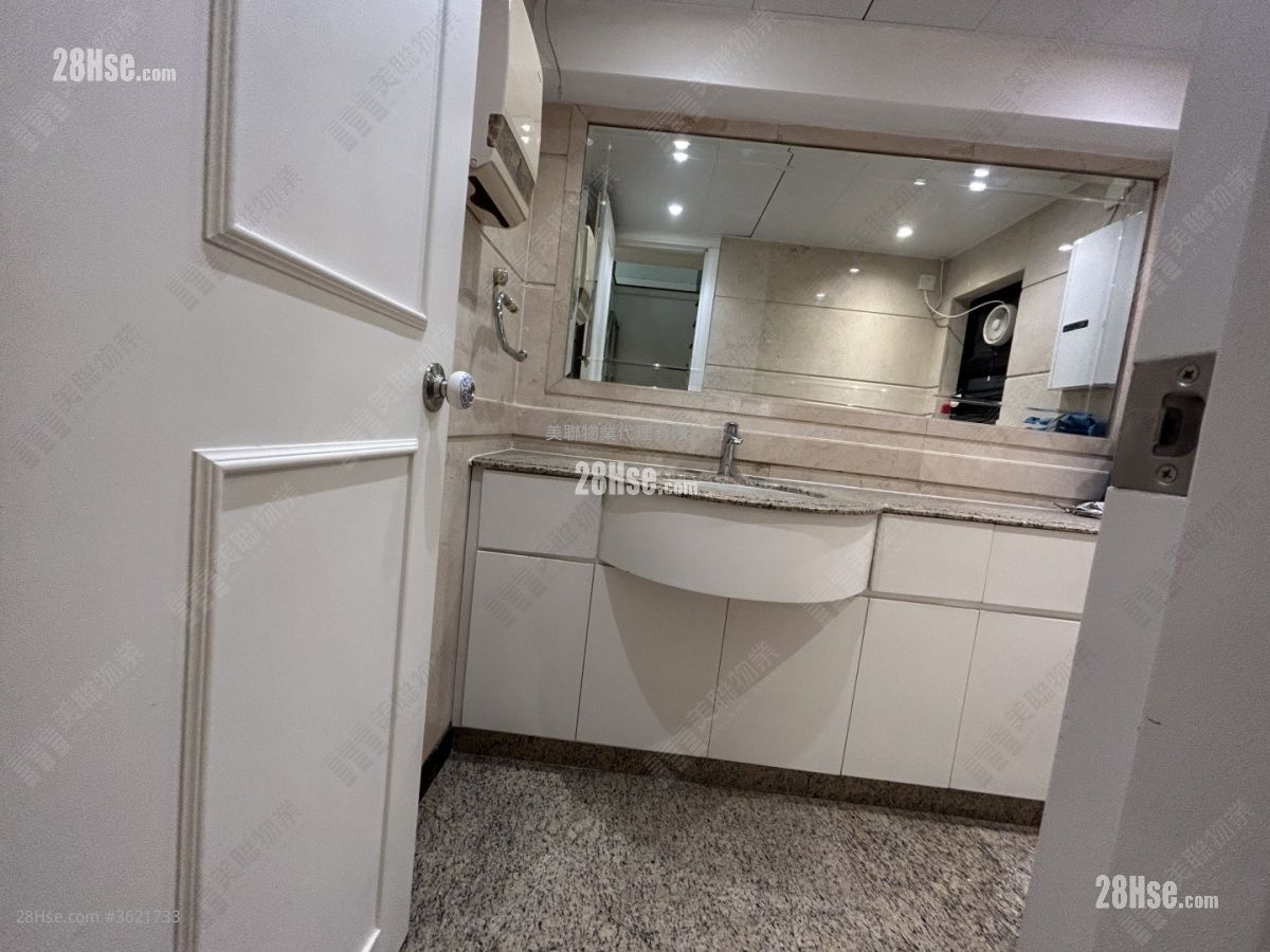 帝景峰 售盘 4 房 , 2 浴室 1,873 平方尺 ( 174.0 平方米 ) 帝景峰 售盘 4 房 , 2 浴室 1,873 平方尺 ( 174.0 平方米 )