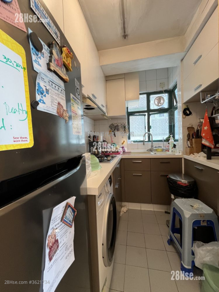 龙柏花园 售盘 3 房 , 2 浴室 1,293 平方尺 ( 120.1 平方米 ) 龙柏花园 售盘 3 房 , 2 浴室 1,293 平方尺 ( 120.1 平方米 )