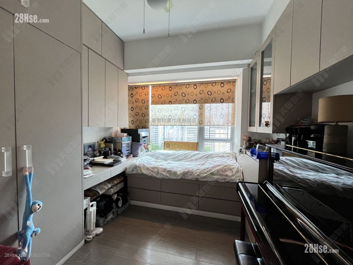 君颐峰 售盘 3 房 , 2 浴室 992 平方尺 ( 92.2 平方米 ) 君颐峰 售盘 3 房 , 2 浴室 992 平方尺 ( 92.2 平方米 )