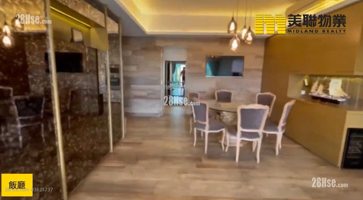 君颐峰 售盘 3 房 , 2 浴室 1,343 平方尺 ( 124.8 平方米 ) 君颐峰 售盘 3 房 , 2 浴室 1,343 平方尺 ( 124.8 平方米 )