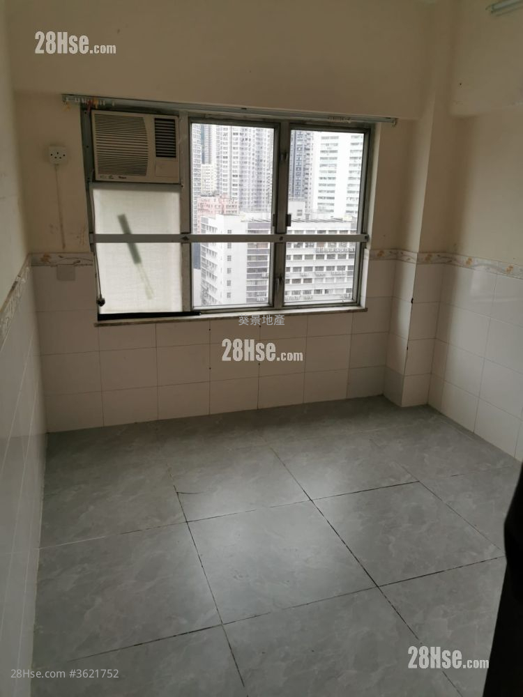 Kwai King Building Rental Studio , 1 Bathroom 130 ft² ( 12.1 m² )