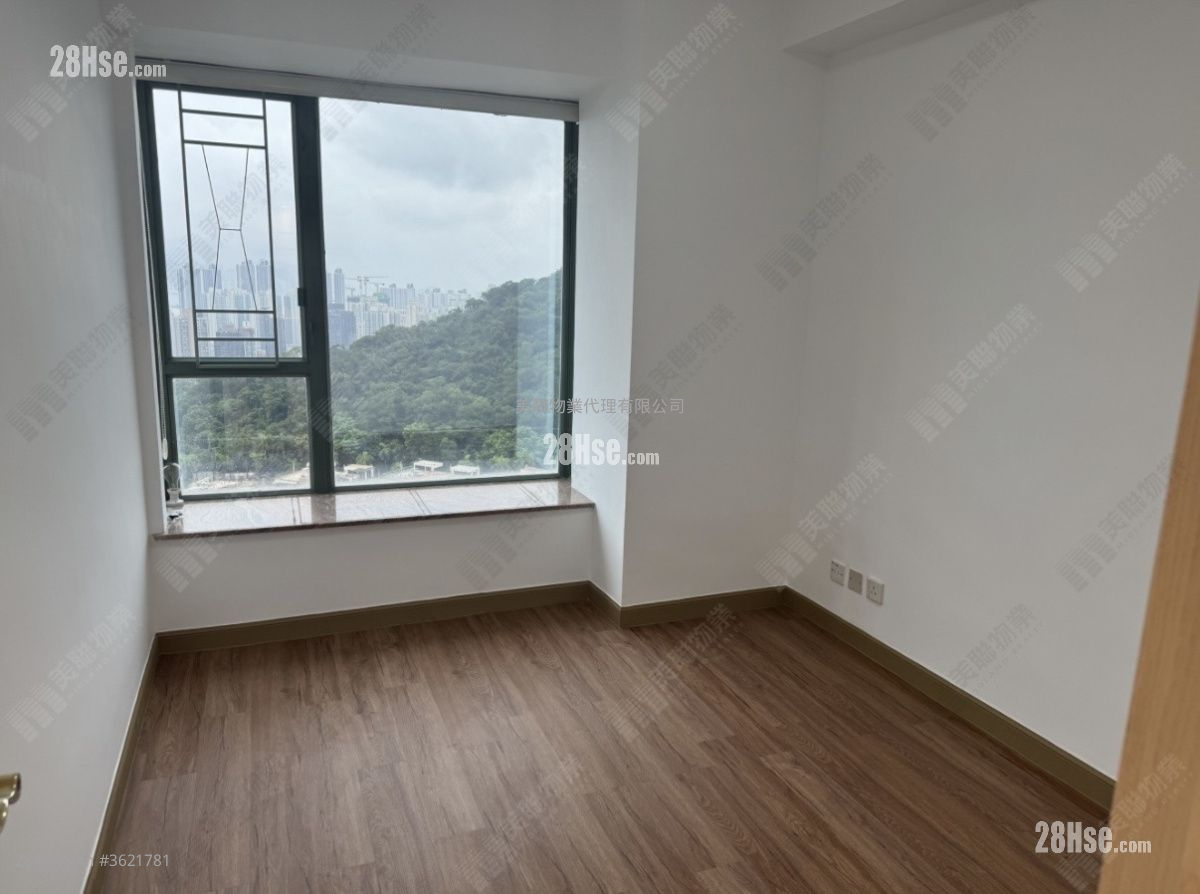 Dynasty Heights Rental 3 Bedrooms , 2 Bathrooms 1,198 ft² ( 111.3 m² ) Dynasty Heights Rental 3 Bedrooms , 2 Bathrooms 1,198 ft² ( 111.3 m² )
