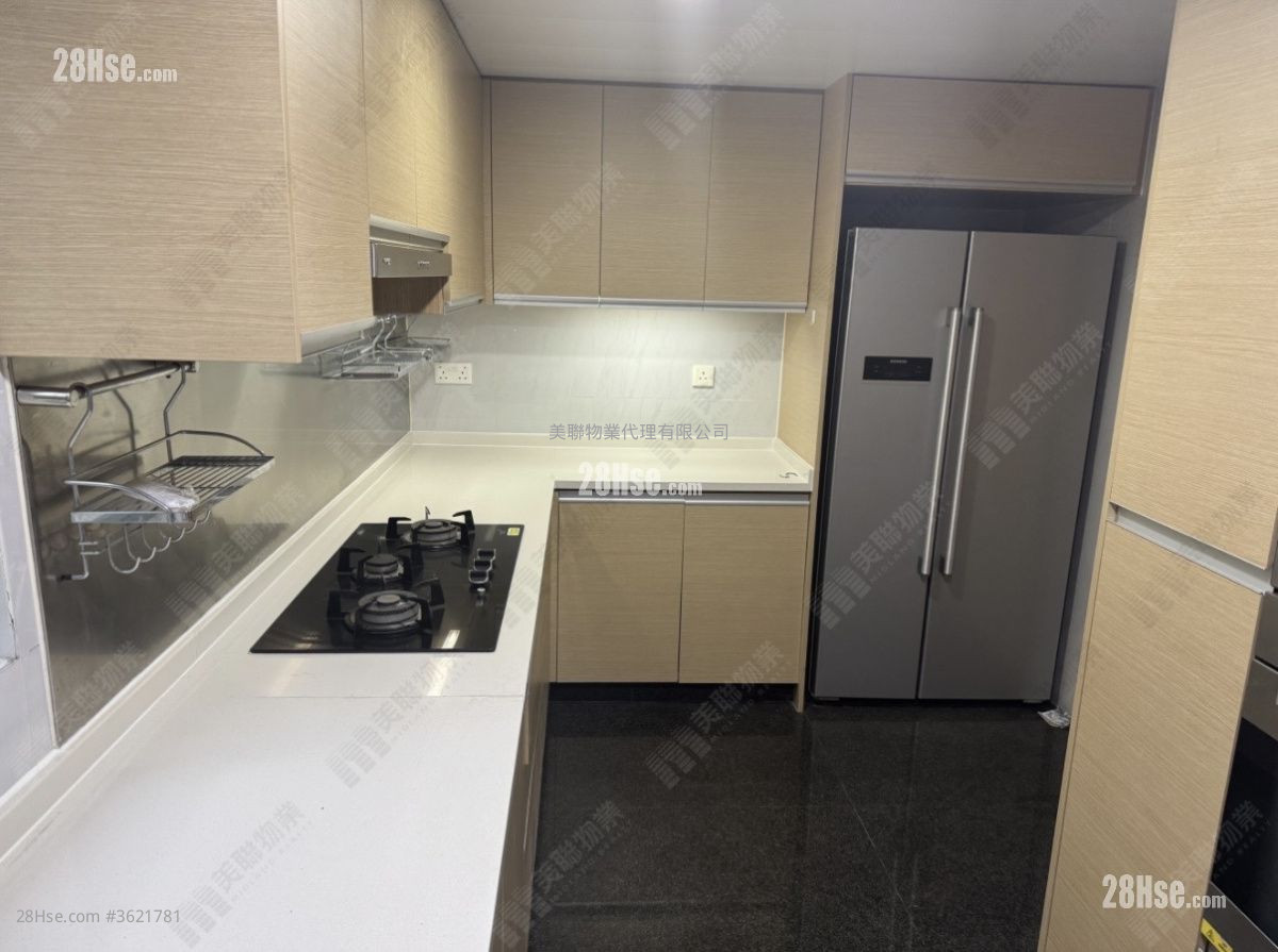 Dynasty Heights Rental 3 Bedrooms , 2 Bathrooms 1,198 ft² ( 111.3 m² ) Dynasty Heights Rental 3 Bedrooms , 2 Bathrooms 1,198 ft² ( 111.3 m² )