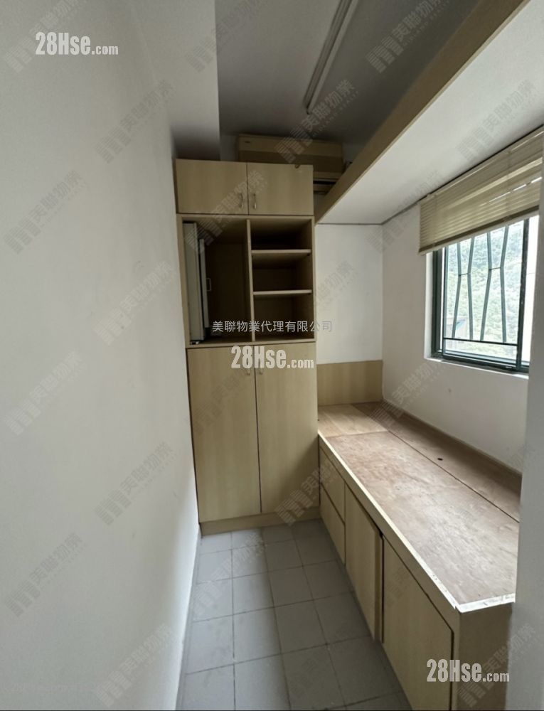 Dynasty Heights Rental 3 Bedrooms , 2 Bathrooms 1,198 ft² ( 111.3 m² ) Dynasty Heights Rental 3 Bedrooms , 2 Bathrooms 1,198 ft² ( 111.3 m² )