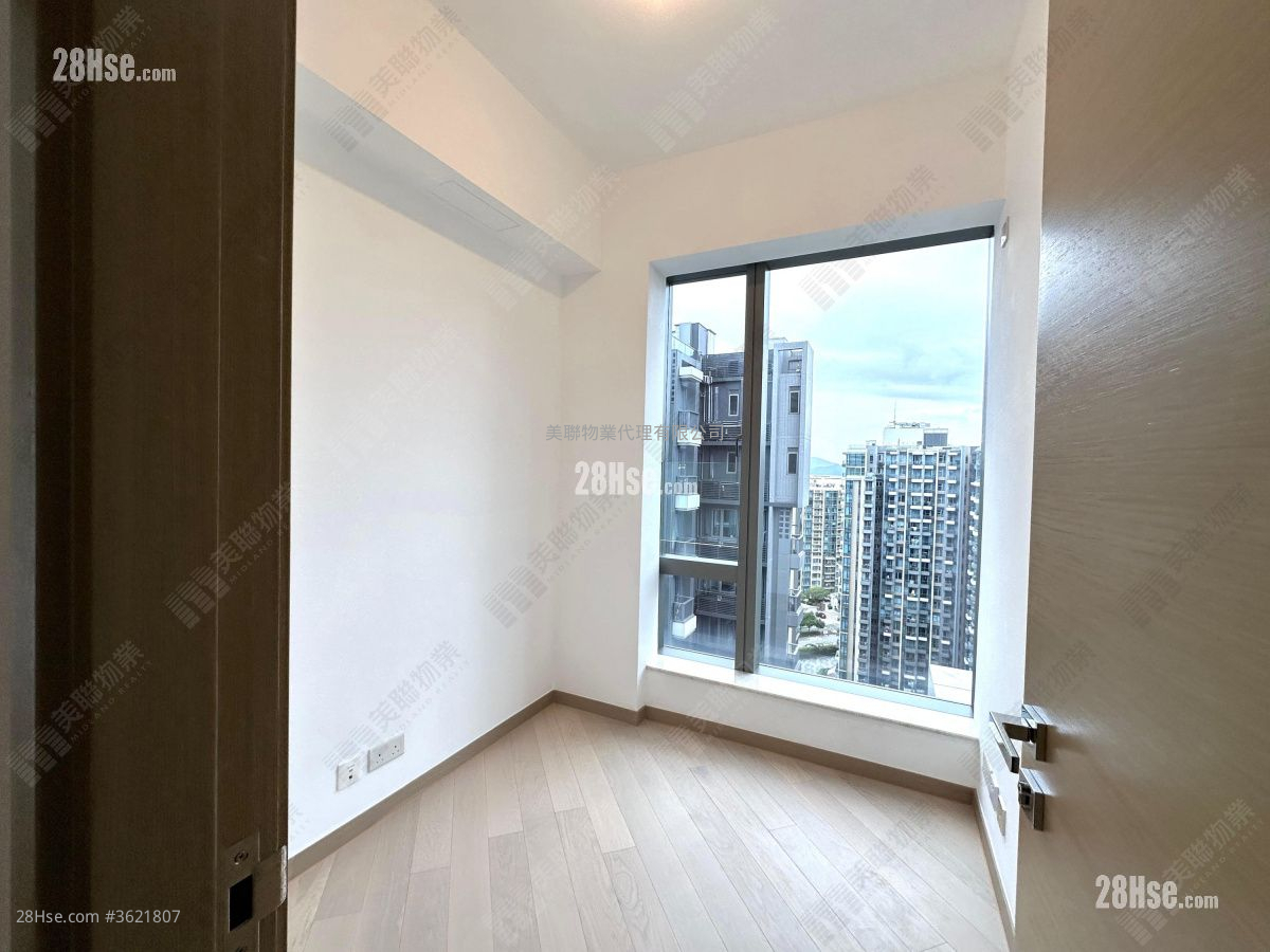 云滙 租盘 4 房 , 2 浴室 1,124 平方尺 ( 104.4 平方米 ) 云滙 租盘 4 房 , 2 浴室 1,124 平方尺 ( 104.4 平方米 )