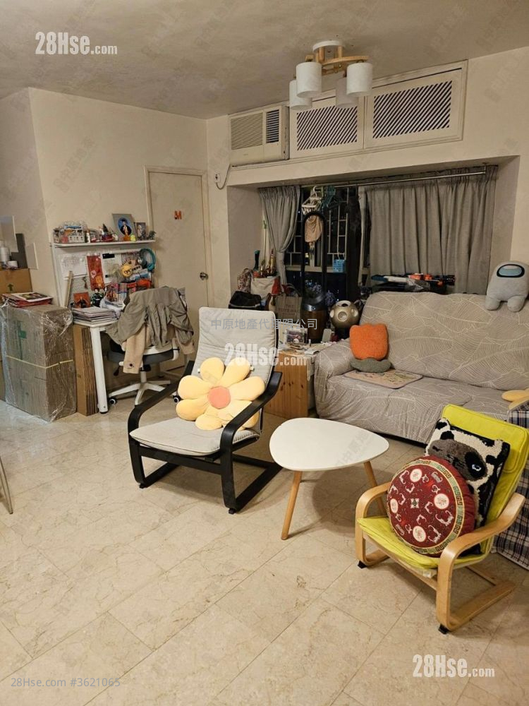 海翠花园 售盘 2 房 , 1 浴室 521 平方尺 ( 48.4 平方米 ) 海翠花园 售盘 2 房 , 1 浴室 521 平方尺 ( 48.4 平方米 )