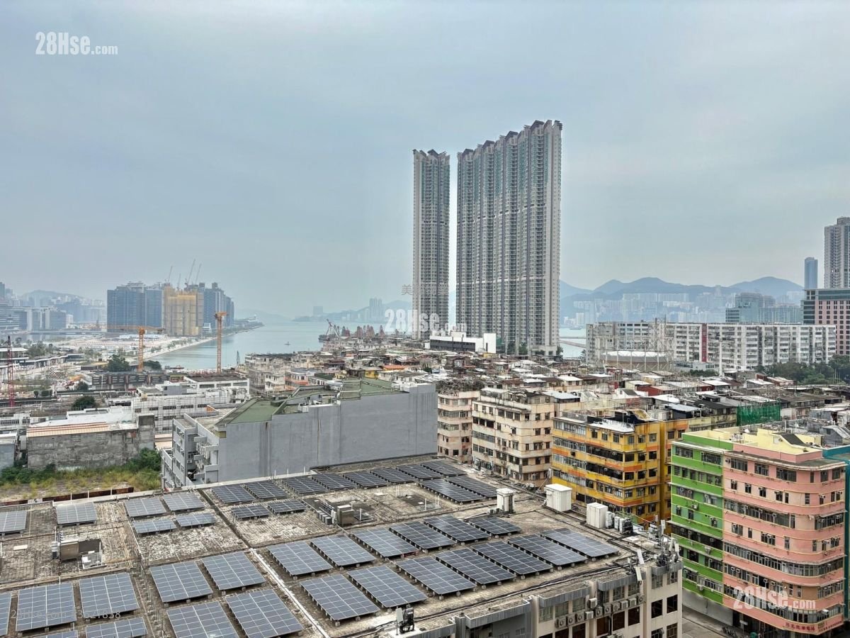 傲云峰 售盘 2 房 452 平方尺 ( 42.0 平方米 )