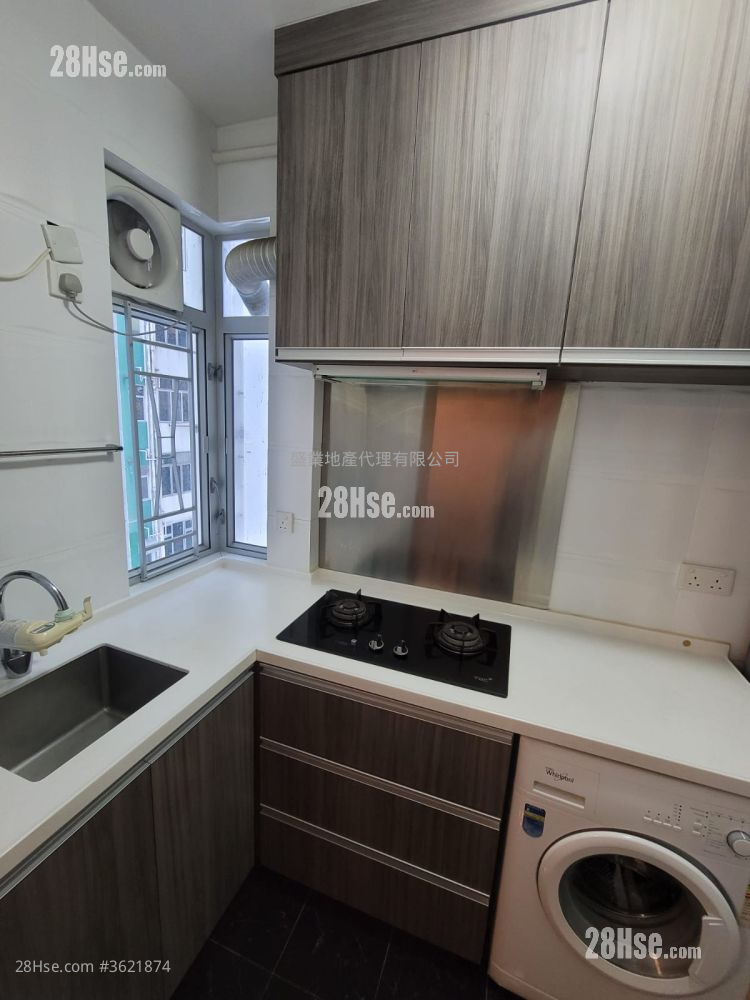 荃威花园 租盘 2 房 , 1 浴室 477 平方尺 ( 44.3 平方米 ) 荃威花园 租盘 2 房 , 1 浴室 477 平方尺 ( 44.3 平方米 )