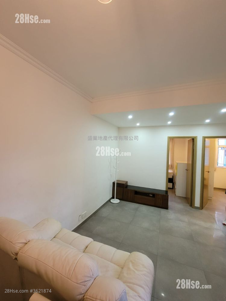 荃威花园 租盘 2 房 , 1 浴室 477 平方尺 ( 44.3 平方米 ) 荃威花园 租盘 2 房 , 1 浴室 477 平方尺 ( 44.3 平方米 )