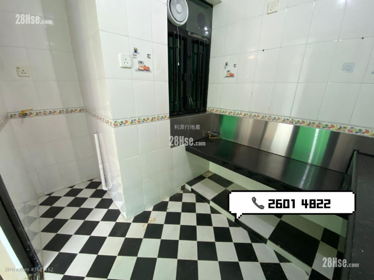 村屋 租盘 3 房 , 1 浴室 700 平方尺 ( 65.0 平方米 ) 村屋 租盘 3 房 , 1 浴室 700 平方尺 ( 65.0 平方米 )