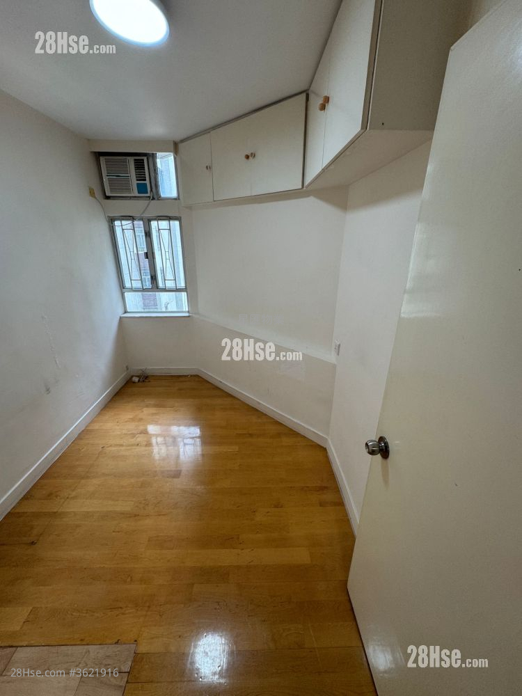 黄埔花园 售盘 3 房 , 2 浴室 680 平方尺 ( 63.2 平方米 ) 黄埔花园 售盘 3 房 , 2 浴室 680 平方尺 ( 63.2 平方米 )