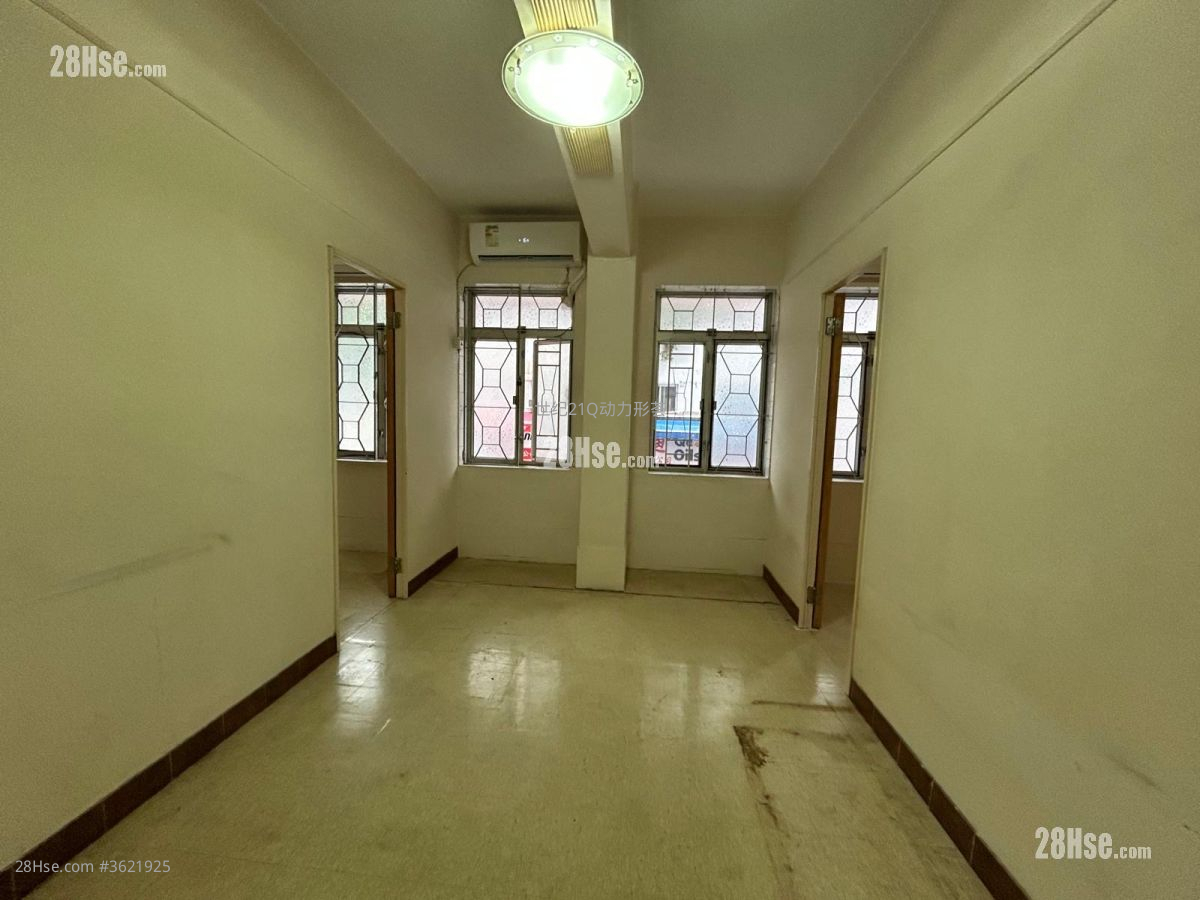 乐群大厦 售盘 2 房 , 1 浴室 412 平方尺 ( 38.3 平方米 ) 乐群大厦 售盘 2 房 , 1 浴室 412 平方尺 ( 38.3 平方米 )