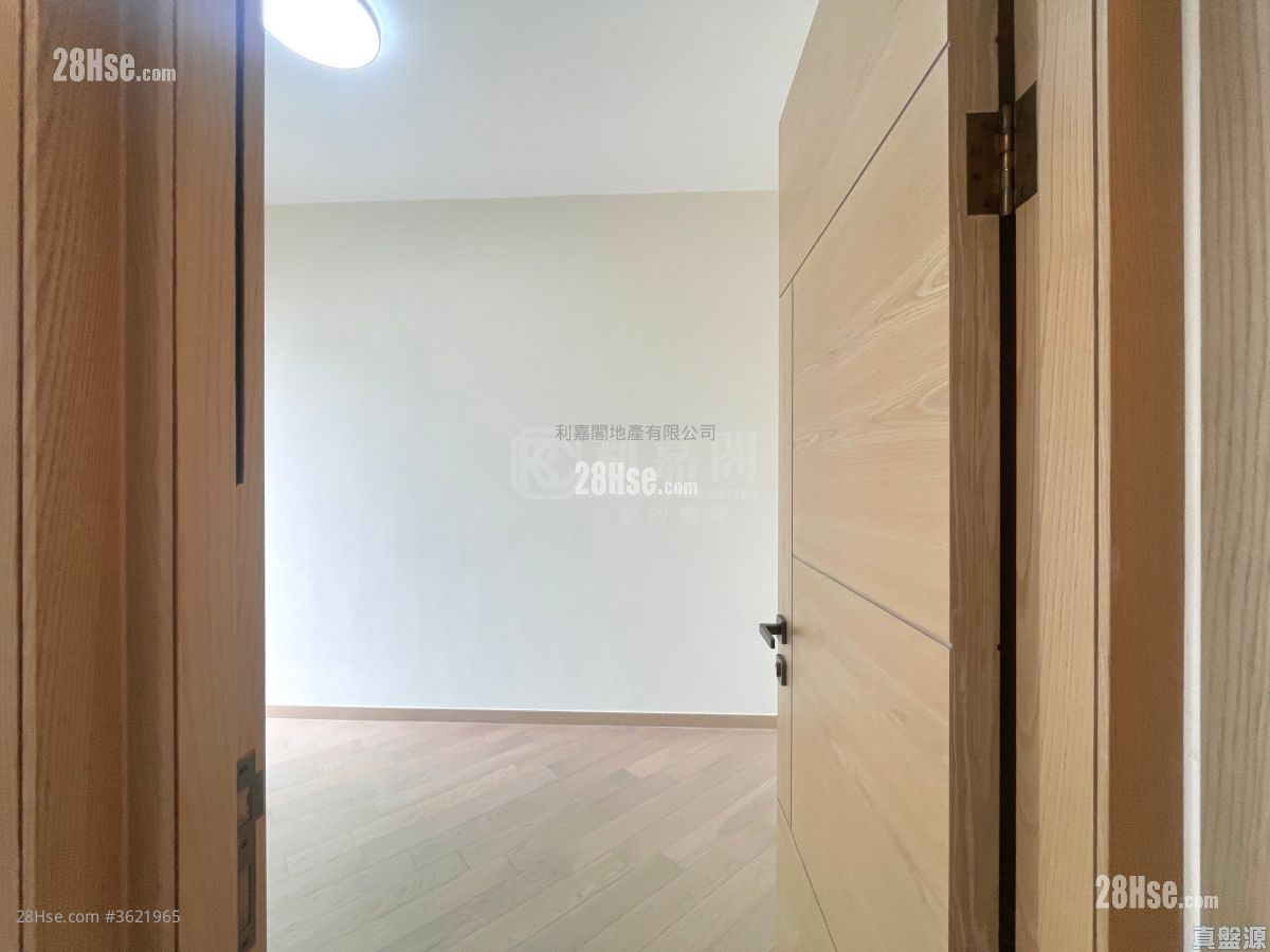 凯滙 售盘 2 房 598 平方尺 ( 55.6 平方米 ) 凯滙 售盘 2 房 598 平方尺 ( 55.6 平方米 )