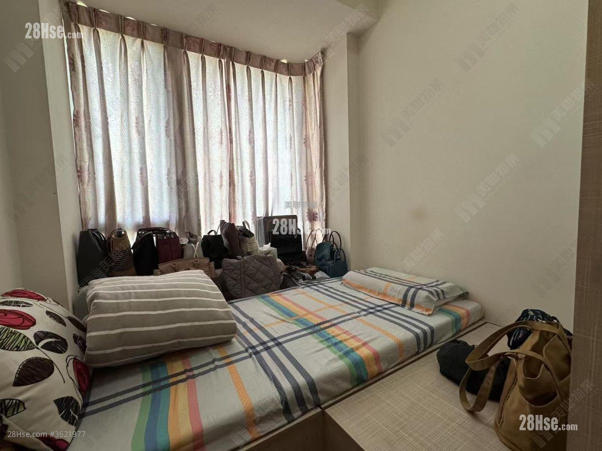 天晋 售盘 2 房 533 平方尺 ( 49.5 平方米 ) 天晋 售盘 2 房 533 平方尺 ( 49.5 平方米 )