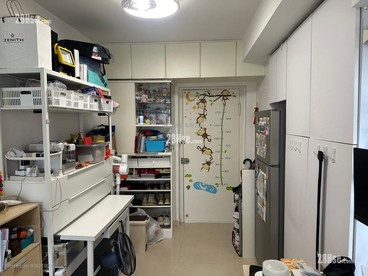 花园城 售盘 1 房 , 1 浴室 297 平方尺 ( 27.6 平方米 ) 花园城 售盘 1 房 , 1 浴室 297 平方尺 ( 27.6 平方米 )