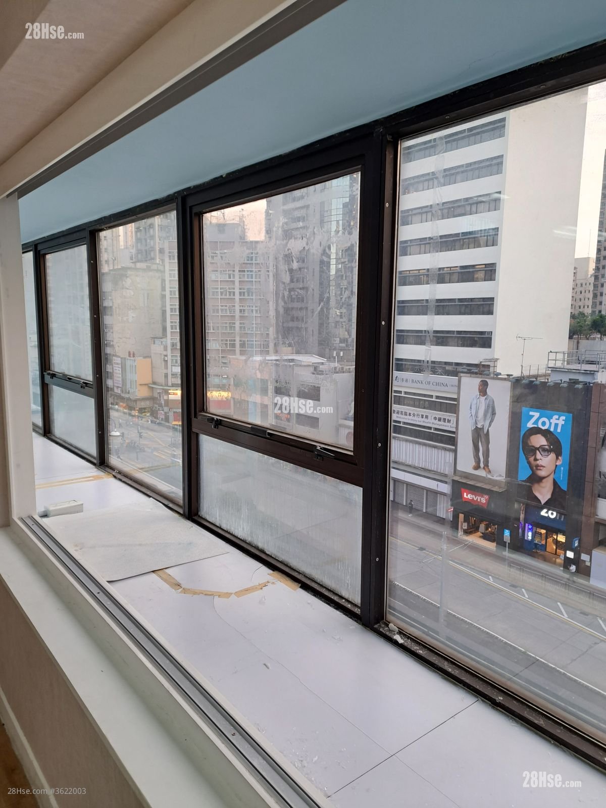 元朗贸易中心 租盘 3 房 349 平方尺 ( 32.4 平方米 ) 元朗贸易中心 租盘 3 房 349 平方尺 ( 32.4 平方米 )