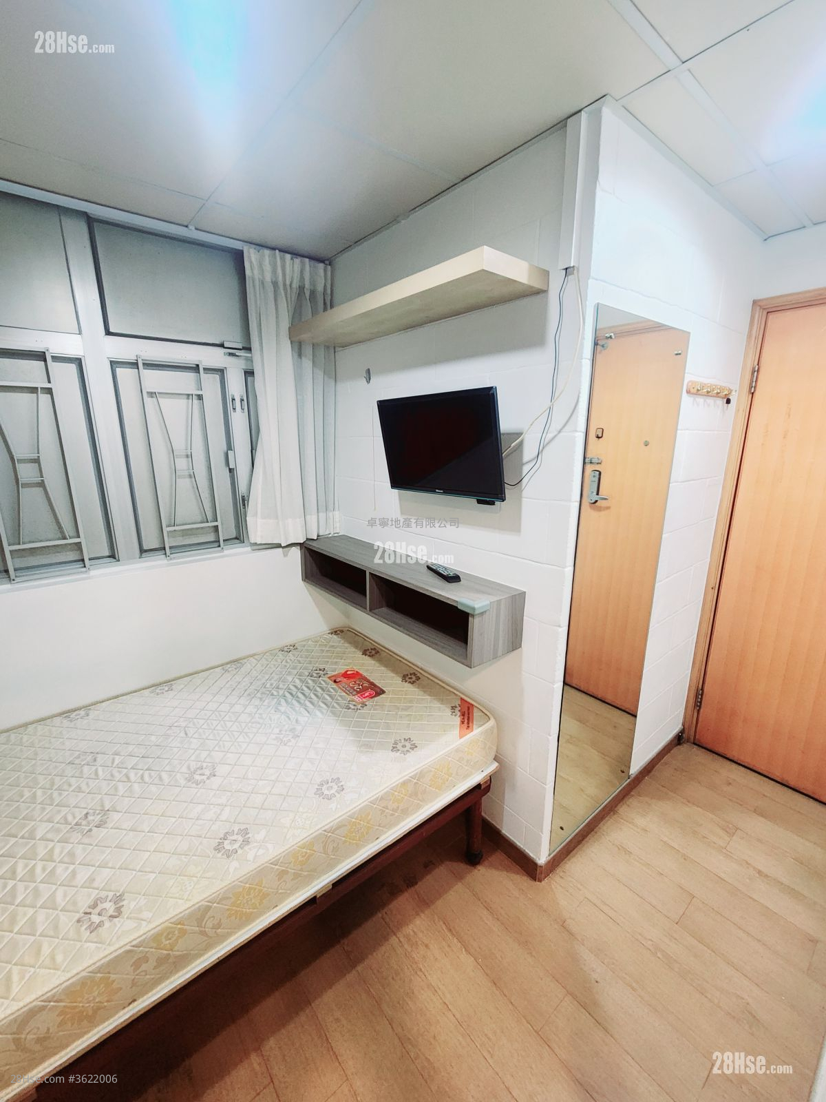 单幢楼房 租盘 120 平方尺 ( 11.1 平方米 ) 单幢楼房 租盘 120 平方尺 ( 11.1 平方米 )