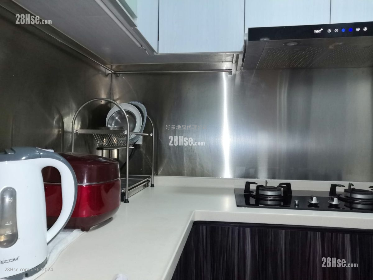 Cronin Garden Rental 2 Bedrooms , 1 Bathroom 512 ft² ( 47.6 m² ) Cronin Garden Rental 2 Bedrooms , 1 Bathroom 512 ft² ( 47.6 m² )