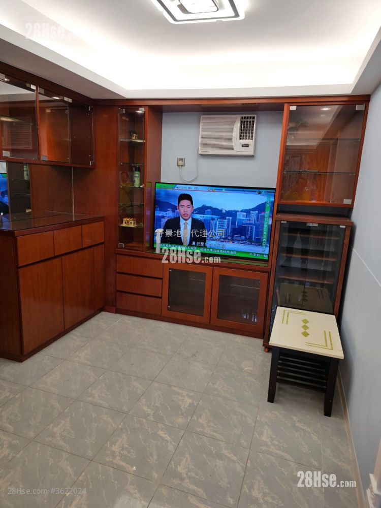 Cronin Garden Rental 2 Bedrooms , 1 Bathroom 512 ft² ( 47.6 m² ) Cronin Garden Rental 2 Bedrooms , 1 Bathroom 512 ft² ( 47.6 m² )